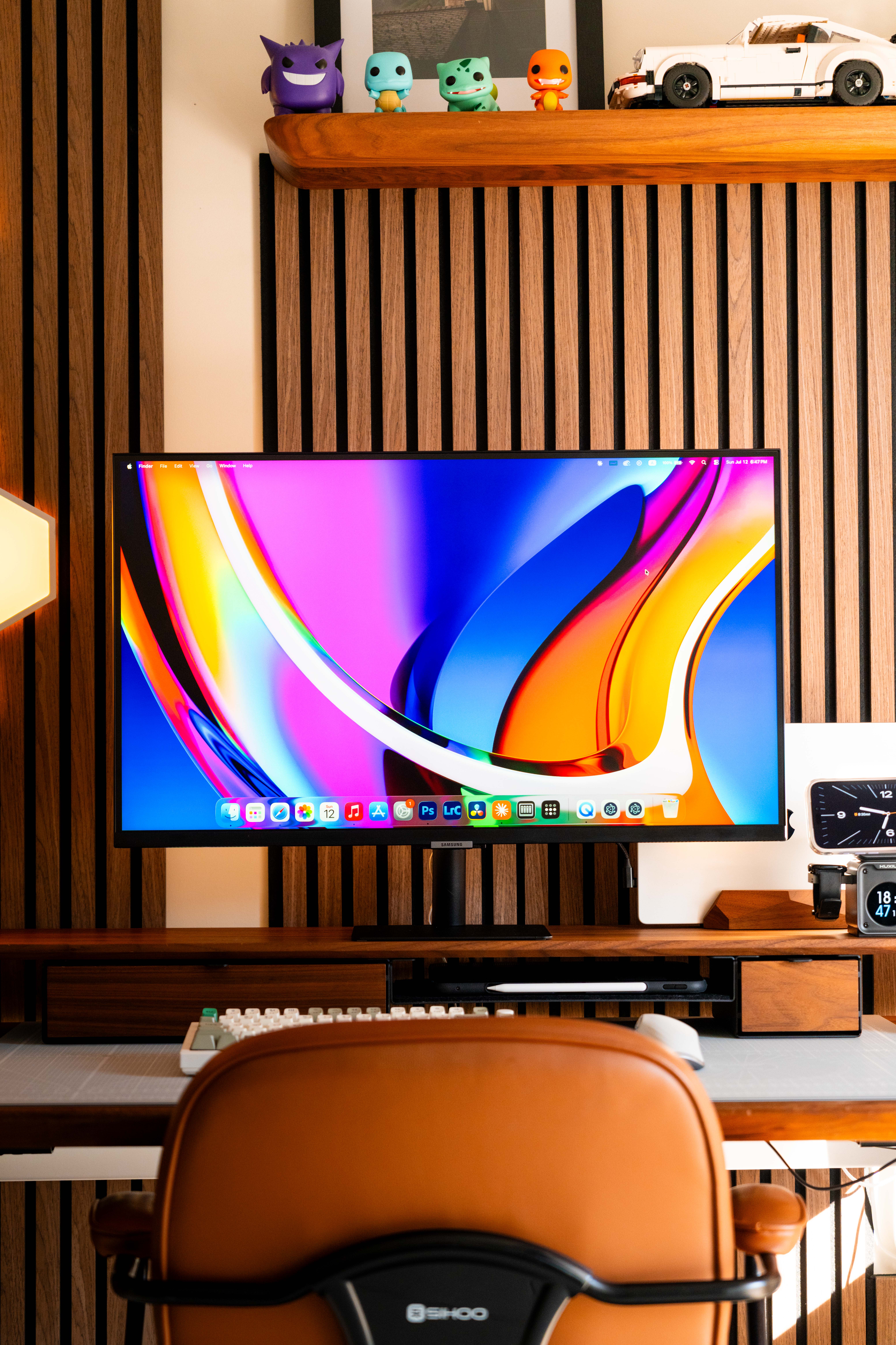 Samsung M7 — 32″ 4K